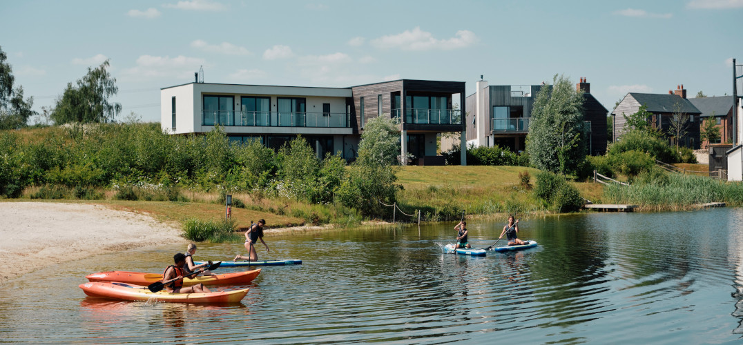 Silverlake Estate holiday properties by the waterside