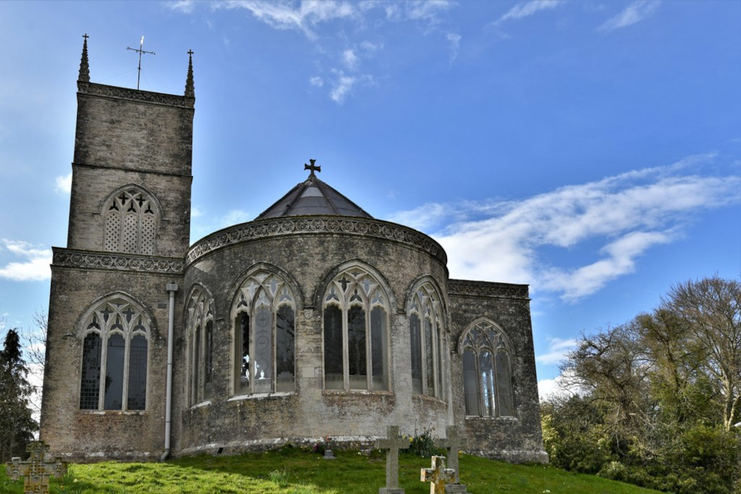 St Nicolas church in Moreton